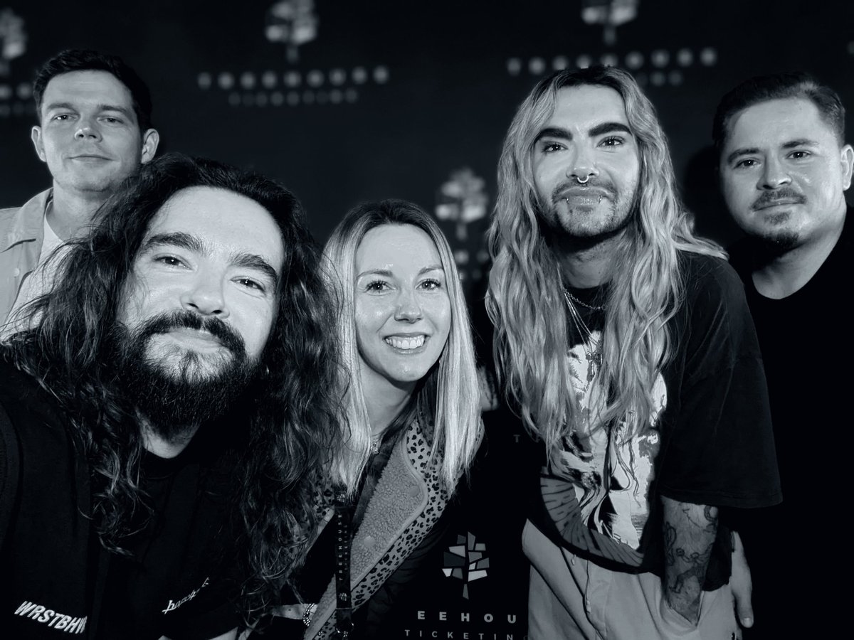 M_Invaded's tweet photo. Baby, time is flying by 🎶 https://t.co/n8mTTpOc3V