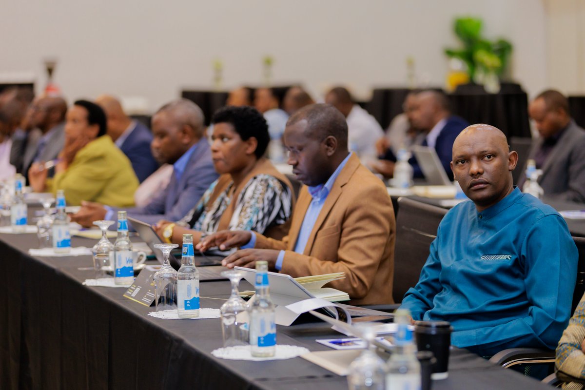 Rwanda Environment Management Authority (@rema_rwanda) on Twitter photo “Climate change won’t wait for us. We must act within our means to build resilience and drive local and global climate action keeping communities at heart”
@EnvironmentRW PS <a href="/BeatriceCyiza/">Beatrice CYIZA</a> at today's local government workshop on Rwanda’s NDC 3.0
#GreenRwanda 🇷🇼🌿 “Climate change won’t wait for us. We must act within our means to build resilience and drive local and global climate action keeping communities at heart”
@EnvironmentRW PS <a href="/BeatriceCyiza/">Beatrice CYIZA</a> at today's local government workshop on Rwanda’s NDC 3.0
#GreenRwanda 🇷🇼🌿
