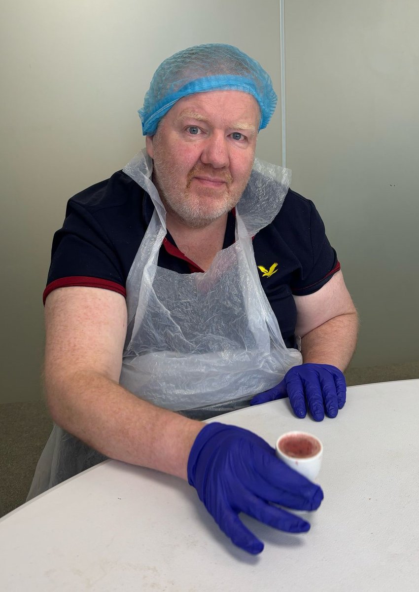 HeadwayBS's tweet image. Sutton House clients have been making fruit #smoothies in their DLS sessions this week. Gaining knowledge to be healthy and independent, and developing practical skills in dexterity, hygiene and food preparation.
#newskills #independence #healthylifestyle #braininjury