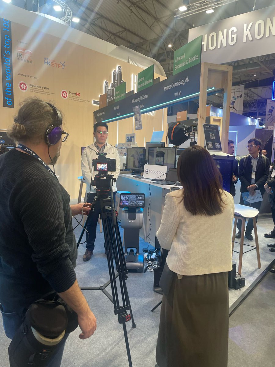robotemi's tweet image. MWC 2025: Mission Complete! 

A massive thank-you to everyone who joined us to celebrate the future of robotics and innovation. 🤖 Together, we’re redefining how robotics can transform everyday living and make futuristic convenience a reality.

#MWC2025 #temiRobots #RobocoreHK