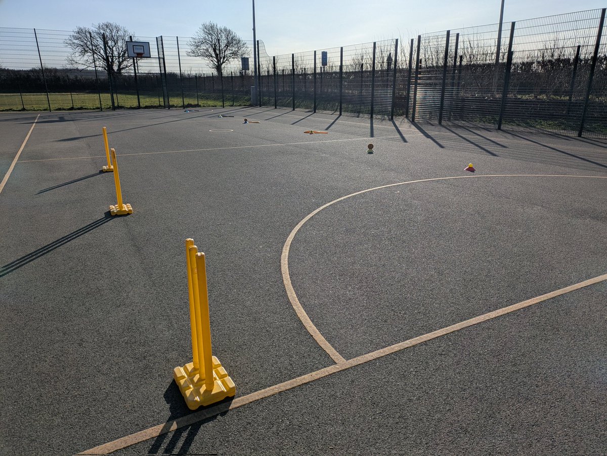 Pembscommunitycoach🏏🏴 (@pembscoachsarah) on Twitter photo The sun was shining all day yesterday for our engagement day at <a href="/JohnstonPrimary/">Johnston Community Primary School</a>! Lots of great cricket and smiles all around. Well done all!🏏👏🏴#WeAreWelshCricket The sun was shining all day yesterday for our engagement day at <a href="/JohnstonPrimary/">Johnston Community Primary School</a>! Lots of great cricket and smiles all around. Well done all!🏏👏🏴#WeAreWelshCricket
