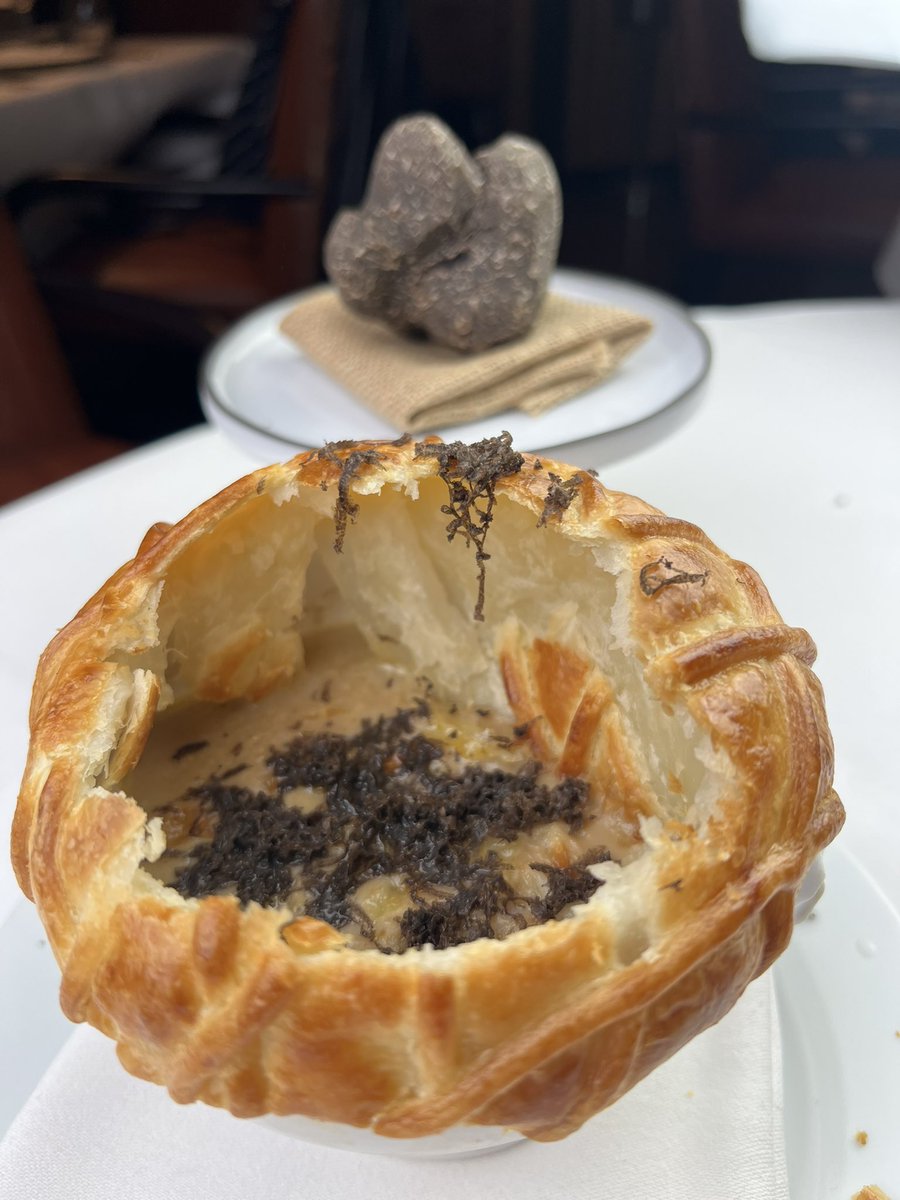 TRUFFLE SHORBA
classic Indian Soup meets luxurious truffle to creat a deliciousness.
Inspired by #legendary chef Paul Bocuse @paulbocuse_officiel 
#new #menu #shorba #truffle #indian #chef #learning #cuisine #indiancusine  #mayfair #dinning 
#🇮🇳 #🔥 #💪 #👨‍🍳 
<a href="/benaresofficial/">Benares Restaurant</a>