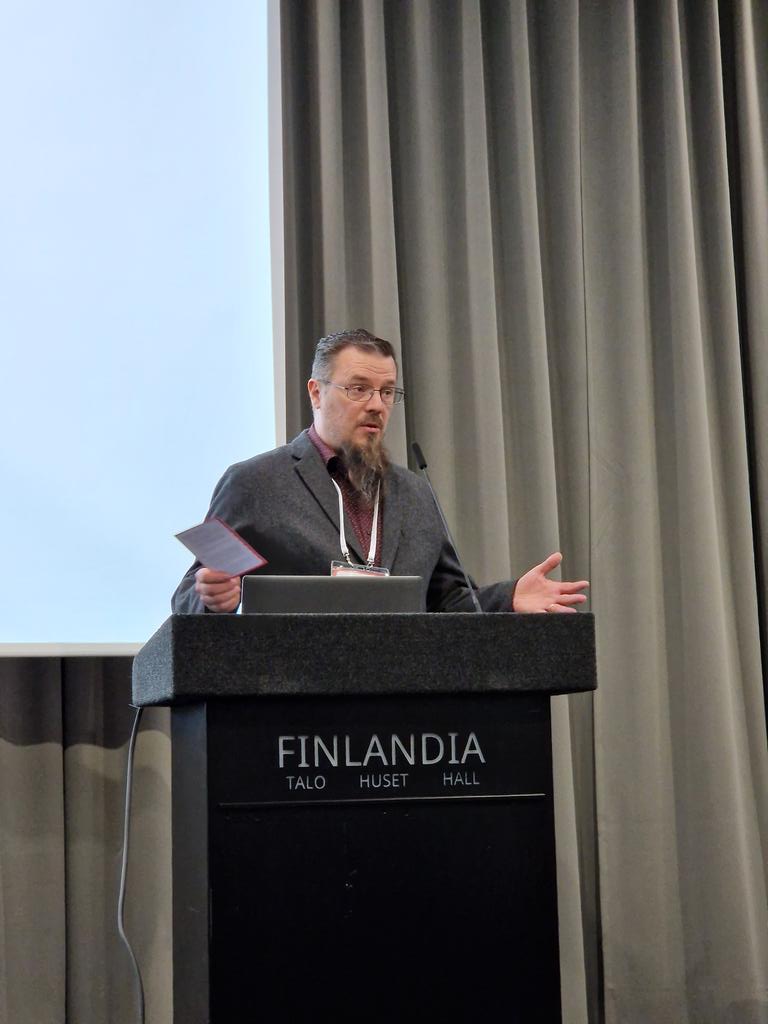 Rakennusliitto (@rakennusliitto) on Twitter photo <a href="/raman_diana/">Diana Råman</a> <a href="/RTryfi/">Rakennusteollisuus RT</a> Toni Malmström päätti seminaarin. Lue lisää harmaan talouden torjunnasta kunnissa ja hyvinvointialueilla: rakennusliitto.fi/rakennusliitto… <a href="/raman_diana/">Diana Råman</a> <a href="/RTryfi/">Rakennusteollisuus RT</a> Toni Malmström päätti seminaarin. Lue lisää harmaan talouden torjunnasta kunnissa ja hyvinvointialueilla: rakennusliitto.fi/rakennusliitto…