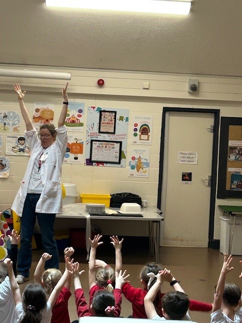 Ghosthill2023's tweet image. We have Emma from @fabscience in today.  Children are enjoying workshops and being scientists as part of our Science focus in Ghost Hill&apos;s Stem Month. We are grateful to Friends of School for funding these opportunities. 
Try Hard, Be Brave, Be You
@SapientiaTrust