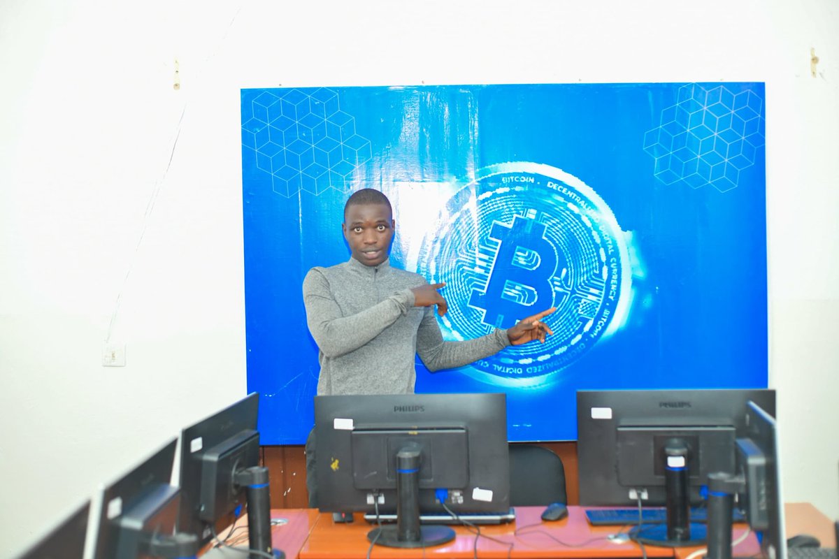 Free Tech Institute (@freeti_bdi) on Twitter photo 🚀 <a href="/TrezorAcademy/">Trezor Academy</a> 🇧🇮 is starting very soon!
Scan this QR Code to register for this exclusive global course on the technical and economic aspects of #Bitcoin ₿, which will be held at Gitega Study Space, inside the #Freeti premises, where you can attend this type of training. 🚀 <a href="/TrezorAcademy/">Trezor Academy</a> 🇧🇮 is starting very soon!
Scan this QR Code to register for this exclusive global course on the technical and economic aspects of #Bitcoin ₿, which will be held at Gitega Study Space, inside the #Freeti premises, where you can attend this type of training.