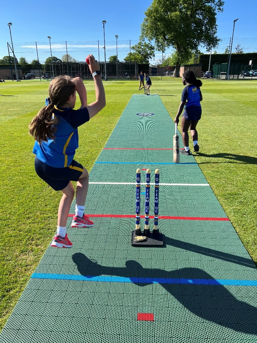 We have a 2G Flicx Pitch demo window for this Tuesday 18th March ... 

If any clubs or schools in the Liverpool, Manchester, Lancs area would like to see the pitch in action, do drop us a message <a href="/LancsCricketFDN/">Lancashire Cricket Foundation</a>