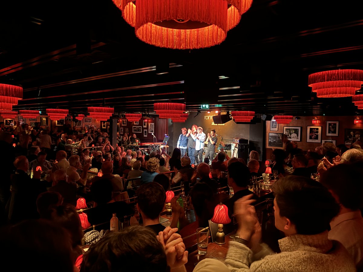 Yesterday the Sixth Form enjoyed a trip to Ronnie Scott's to see the fantastic Bill Evans and his band. 🎷
We heard some amazing jazz music played by outstanding musicians, and the students came away feeling inspired - some of them even got to meet the man himself! 🎵💫