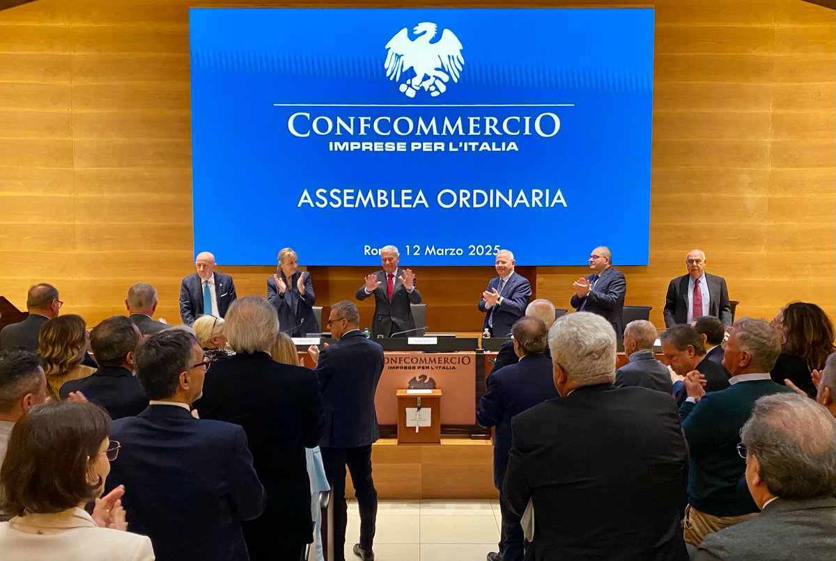Carlo #Sangalli confermato presidente confcommercio.it/-/sangalli-pre…