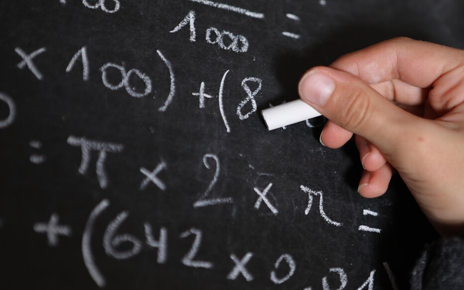 « Le <a href="/CNRS/">CNRS 🌍</a> lance une consultation citoyenne sur la place des maths dans la société » chez @le_parisien 📰

Lire l'article 👉 buff.ly/EjY4nHE