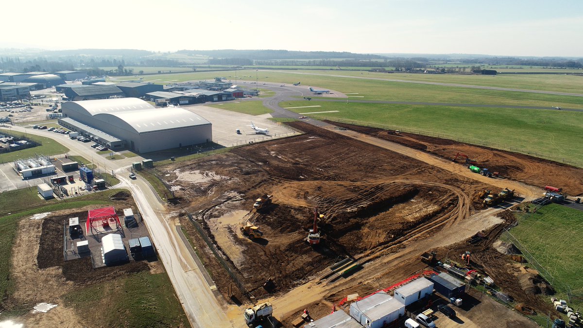 The London catchment still dominates as Europe's busiest destination for business aviation (nearly double that of Paris) at over 50,000 business jet departures a year.  #londonoxfordairport plays its part, continuing to build. Here the start of Hangar No.16, another 70,000 sq.ft.