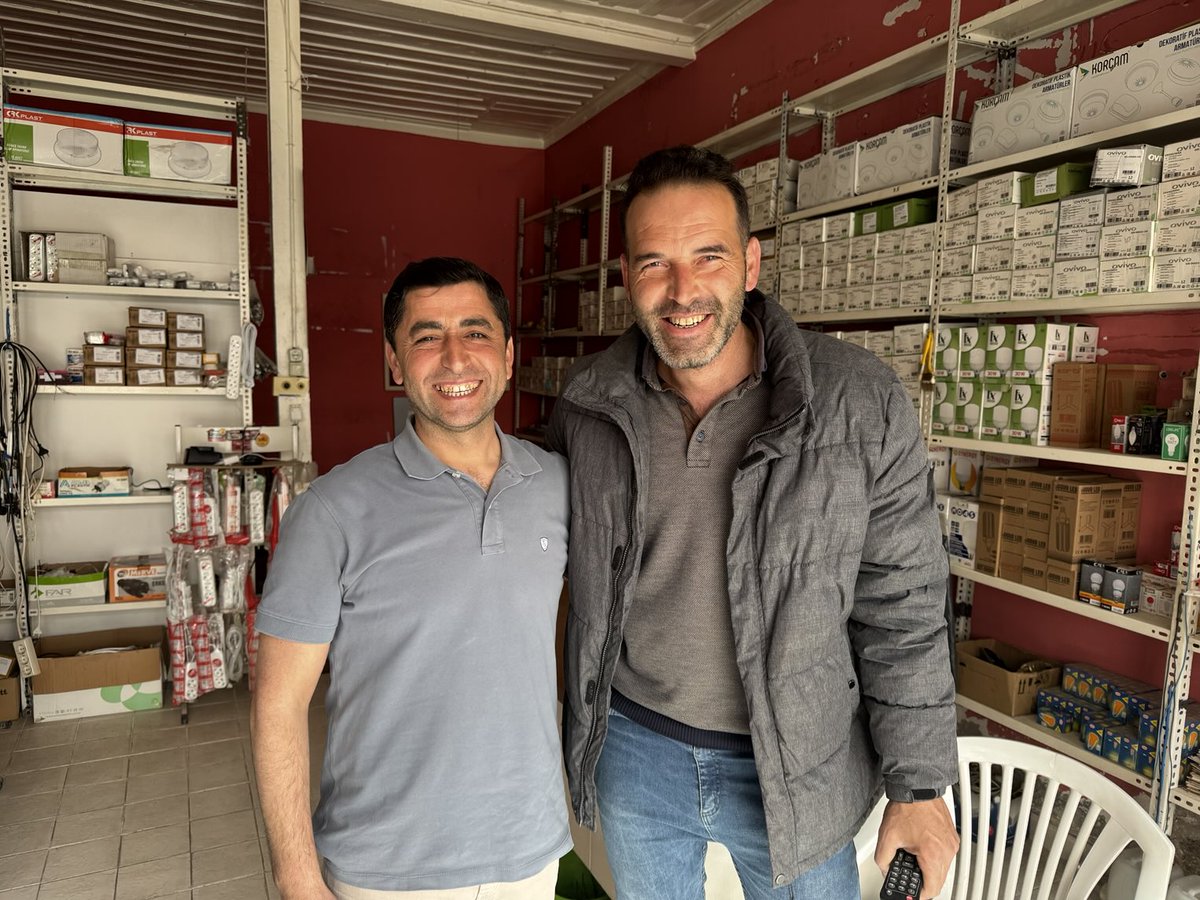 Değer yaratmanın temel olduğu bir yapıda, bunu başaramıyorsan varlığın sadece bir gölgeden ibarettir; çünkü seçilmişler için asıl olan, iz bırakmak ve bir fark yaratmaktır. Değer üretmeyen bir seçilen, yalnızca orada olduğunu düşündüren bir silüetten öteye geçemez.