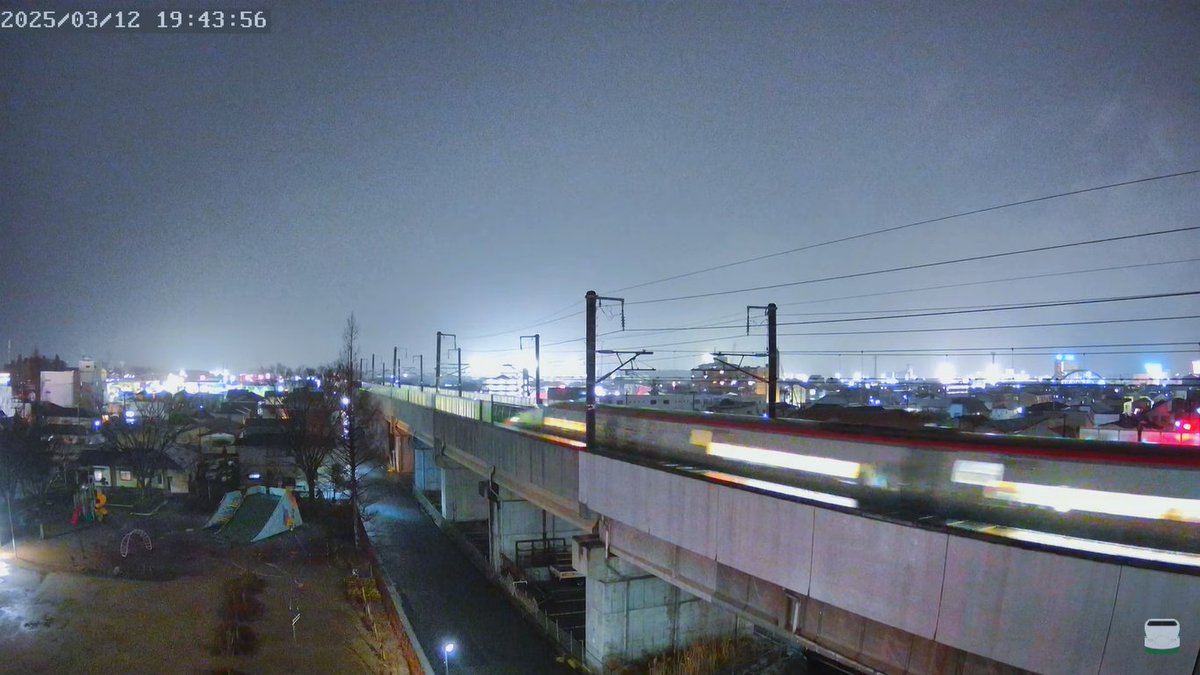 東北新幹線 郡山 ライブカメラ トピック
3/12 19:43↖️ 上り

🚄E6系 やまびこ 544号 東京行き
最初で最後？！？

#こまち #秋田新幹線 #臨時  #shinkansen #Japan