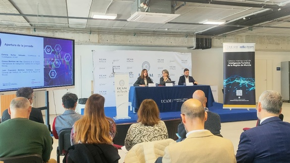 📢 Turismo colabora con la UCAM en una jornada destinada a impulsar la transformación digital de las empresas turísticas de la Región.

👉 Más info: bit.ly/4bHuTTe

<a href="/UCAM_Turismo/">UCAM Turismo</a> #TurismoRegióndeMurcia #RegióndeMurcia #CostaCálida  #DTIRegióndeMurcia #SmartDestination