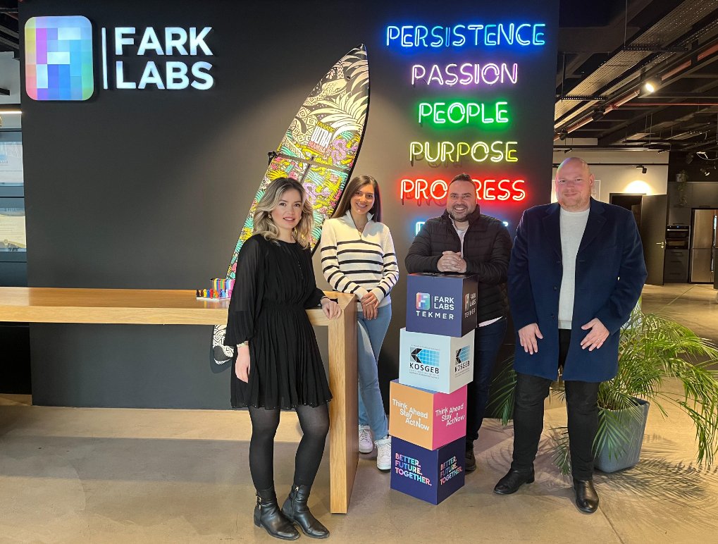 🚀 Innovation and Technology at Fark Labs!

We hosted Pavel Vrba from <a href="/EITUrbanMob/">EIT Urban Mobility</a> &amp; Dan Sima from @Emobilityr to explore expanding their swappable battery ecosystem to Türkiye! 🇹🇷 With partners like <a href="/woltapp/">Wolt</a> &amp; <a href="/glovo/">Glovo</a>, the future of urban mobility is electric! 🚀