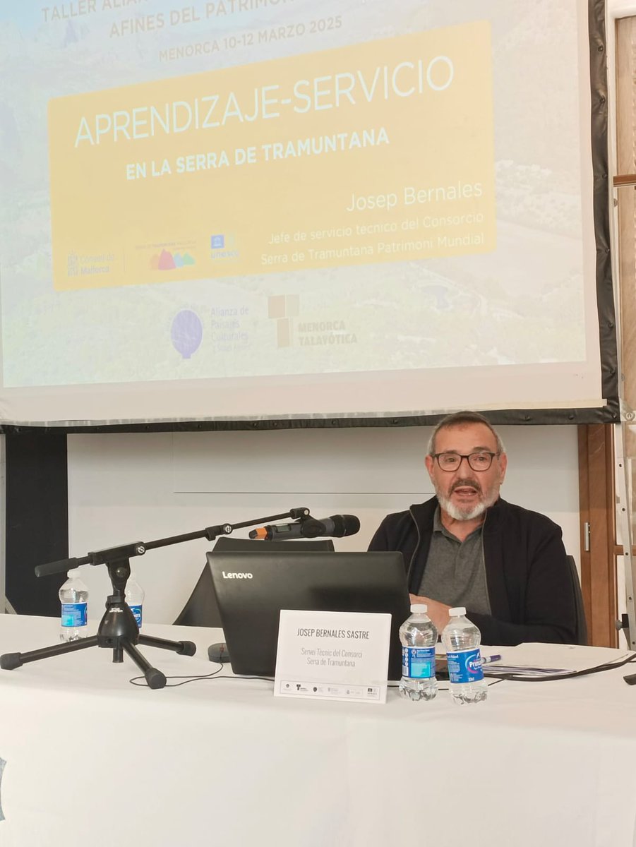 A les jornades <a href="/AlianzaPaisajes/">Alianza de Paisajes Culturales Y Sitios Afines PM</a> presentam el programa educatiu #AprenentatgeServei  com una de les millors eines per transmetre els valors de la #SerradeTramuntana als més petits. Un programa que des de 2016 oferim a tots els centres escolars en col·laboració amb <a href="/EDUN_IB/">EDUNIB</a>