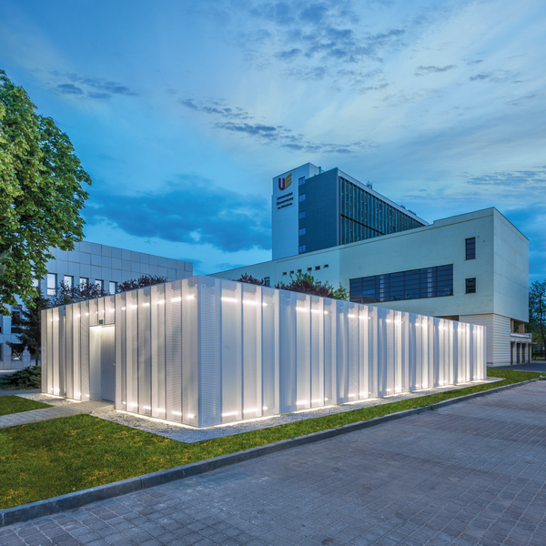 roger_company's tweet photo. Security in education is a key element of management. The University of Economics in Wrocław implemented the RACS 5 system integrated with VISO SMS, gaining:
- Centralized access management
- Integration with IAS and BMS systems
- Real-time monitoring

https://t.co/xHk5E41Ak0 https://t.co/eiLlfbSTWs