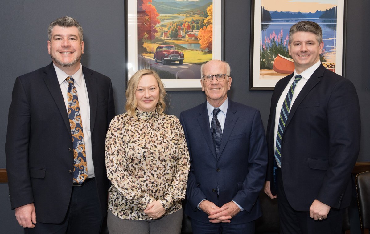 Thank you <a href="/SenPeterWelch/">Senator Peter Welch</a> for meeting with VT TV &amp; radio broadcasters who came to Washington DC for #NABSLC2025! We appreciate your support for the critical role broadcasters play in VT's communities! #WeAreBroadcasters