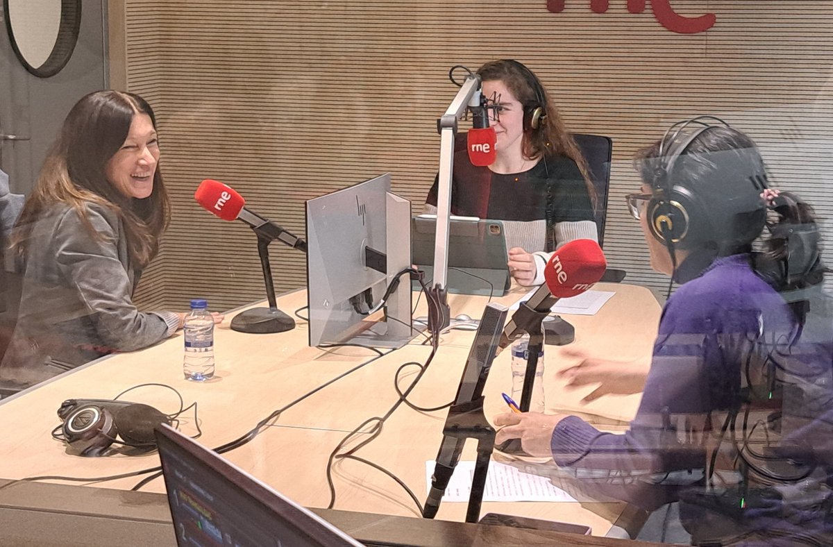 ¡Gran noticia! Nuestra investigadora <a href="/PauFerrol/">Paula Río</a>  fue invitada al programa "A Golpe de Bit" de RNE para hablar de los avances del ensayo clinico FANCOLEN-1, cuyos resultados han sido publicados en "The Lancet" al final del año pasado 🔬 
 ¡Un paso más hacia la cura!  <a href="/CIEMAT_OPI/">CIEMAT</a>