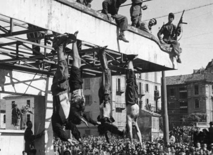 Más vale que los ladrones tengan cuidado y lo piensen antes de meterse a chorear en alguna vivienda en Bahía Blanca. Por el clima, la desazón, el dolor, la tristeza, va linchamiento de una y lo cuelgan de las patas en una estación de servicio. Una locura pero también una realidad