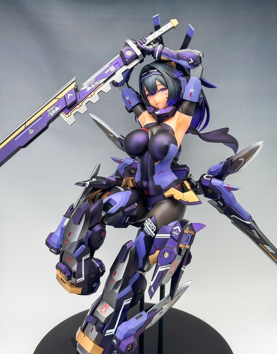 kuma_vall's tweet image. メガミデバイス 朱羅 弓兵 モデラーズエディション 侍モード完成!
1/1弓兵の公式ミキシング例 侍モードをモデラーズエディションで再現しました。
カラーは影衣を参考にしてみました。
完璧な再現はできませんでしたが、満足いく作品に仕上がりました✨
#メガミデバイス