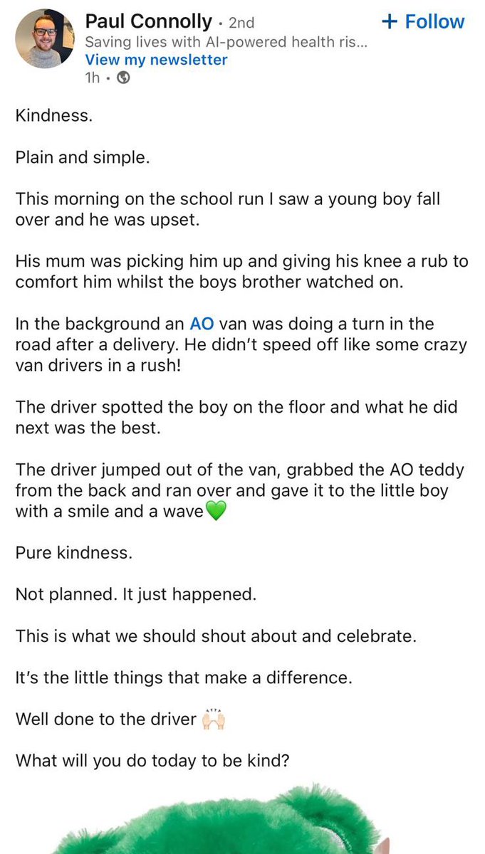 johnrobertsAO's tweet image. A mega example of being magic in the moments that matter. Brilliant job by our @ao driver. Hope Bear is looking after the young lad!