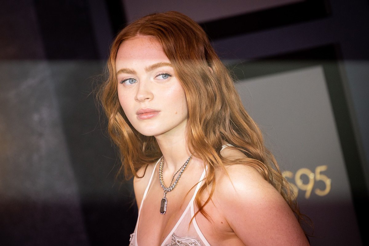 AAAAAAAAA SADIE SINK EN SPIDER-MAN 4. ¿GWEN, BLACK CAT O QUIEN?

GRITEN CONMIGO