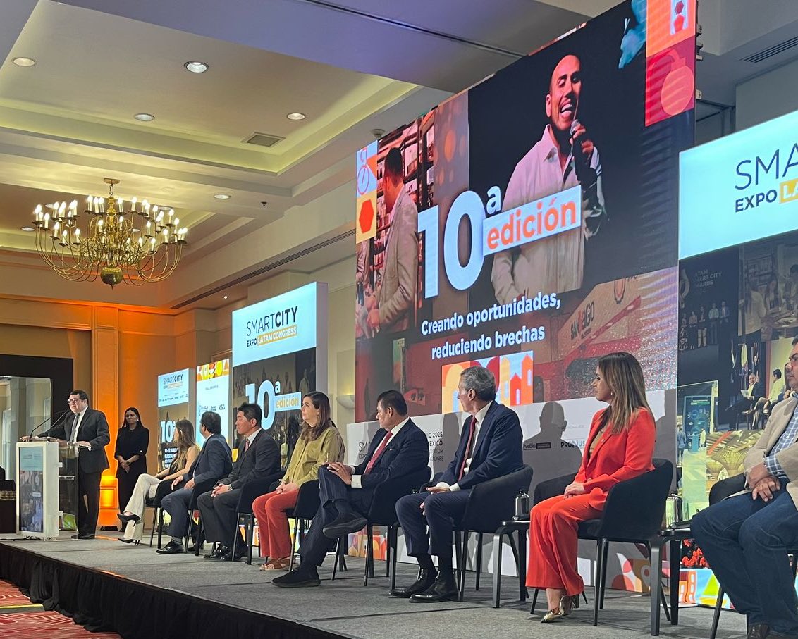 CoparmexPuebla's tweet photo. La 10ª edición de @Smart_CityLATAM 2025 se realizará en la ciudad de #Puebla 🗓️ del 10 al 12 de Junio en el Centro Expositor y de Convenciones.

Smart City es un evento internacional que ofrece espacios de capacitación, un foro con la intervención de líderes en
diversos campos como la ciencia, tecnología y finanzas.

Tambien habrá exposición de empresas que han desarrollado tecnología innovadora para hacer las ciudades más inteligentes en áreas como, movilidad e infraestructura.