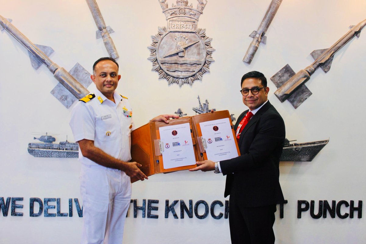 IN_HQENC's tweet photo. INS Kalinga has entered into an MoU with M/s Sigachi Industries to launch the #VizagNavyMarathon Promo cum Conditioning and Strength Training Programme on the RK Beach Road, #Visakhapatnam. 

🏃 🏃🏻‍♀️ Kicking off on 16 March, join us on the 2nd #Sunday of every month in #Vizag to promote Healthy Living and Community Wellness! #VNM2025 #FitnessJourney