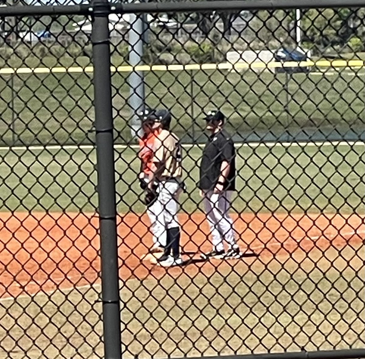 Spring Training Off Day=More Baseball. Watching former player <a href="/Coach_Kaff/">Nate Kaffenbarger</a> and <a href="/ONUBaseball/">ONU Baseball</a>