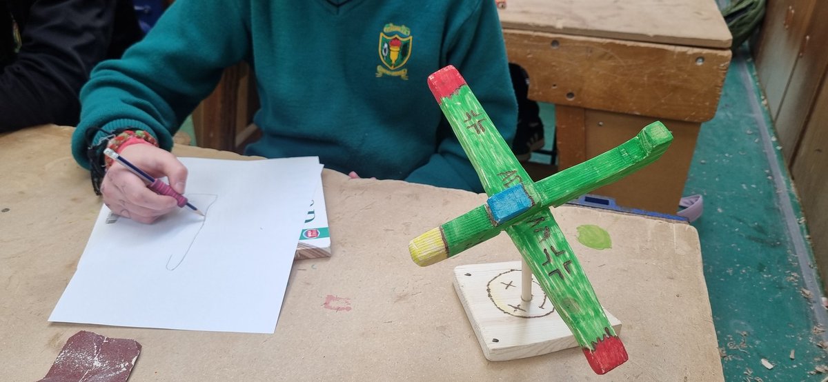 A few more photographs of some pretty cool 1st year Wood Technology Airplanes ✈️ 😎 👌 

A fun project that lends itself to alot of imagination &amp; creativity.

🌱 Making Wooden Airplanes ~ kids do woodwork too!