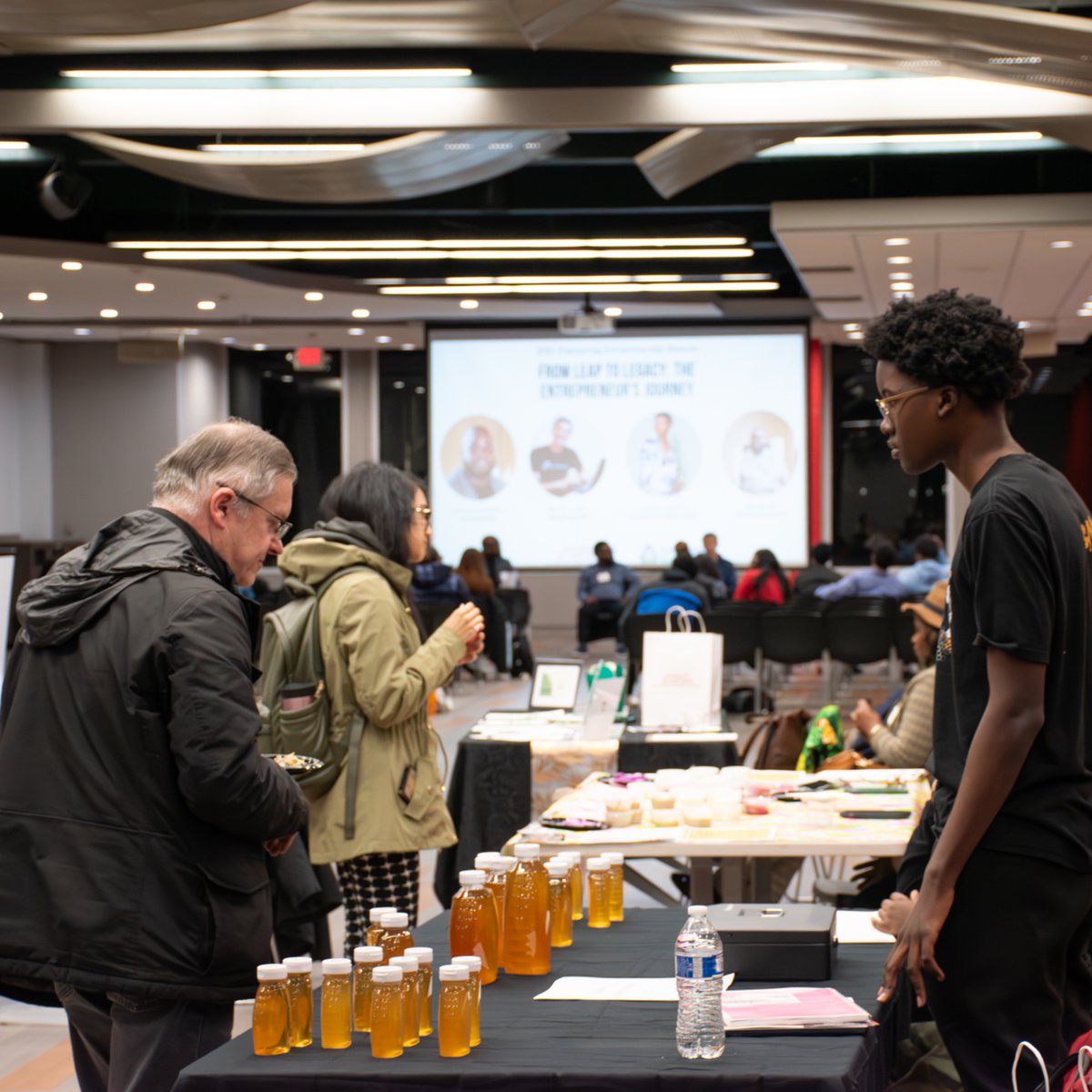Last month, the Barney School of Business and Upper Albany Main Street hosted the first-ever Empowering Entrepreneurship Showcase that allowed university and community members to connect with and support local entrepreneurs. 

More: bit.ly/4kHo887