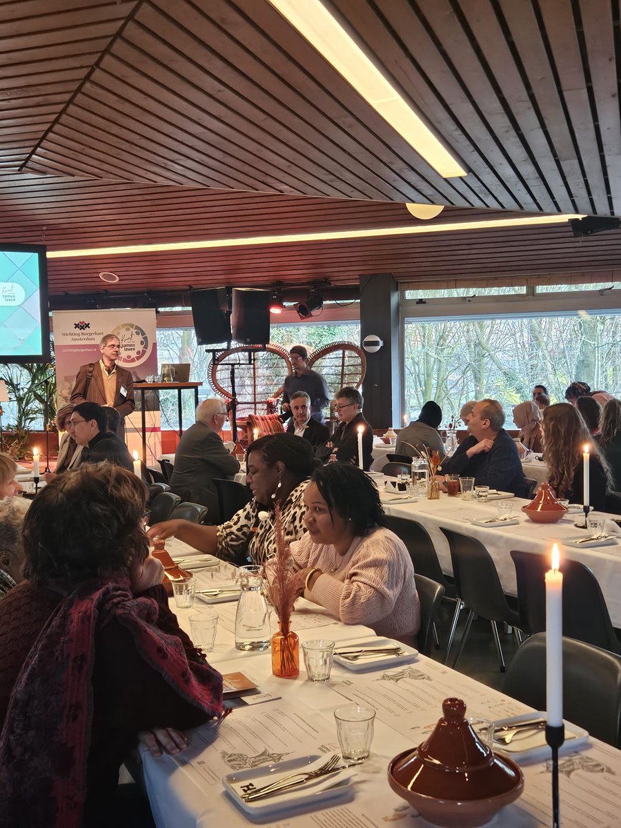 PlatformINS's tweet image. Met verschillende culturen en mensen gaan wij vanavond tijdens de iftar in verbinding. Prachtig locatie bij het Tolhuistuin in #Amsterdam 

#kunstvanhetsamenleven #iftar #ramadan #iftarmee #verbinding #samenleving