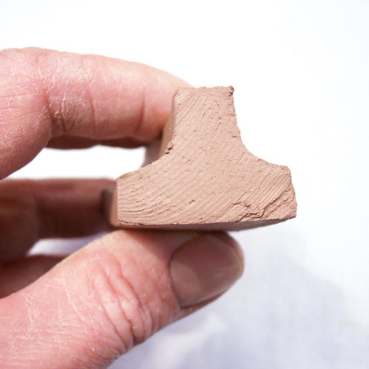 Looking for a way to enhance your home’s character? Daryl E Baird demonstrates how to use a handheld extruder to make new house numbers in “In the Studio: Small-Scale Extruding” from our March/April 2018 issue. Read the full tutorial through the link. tinyurl.com/36a4z3py