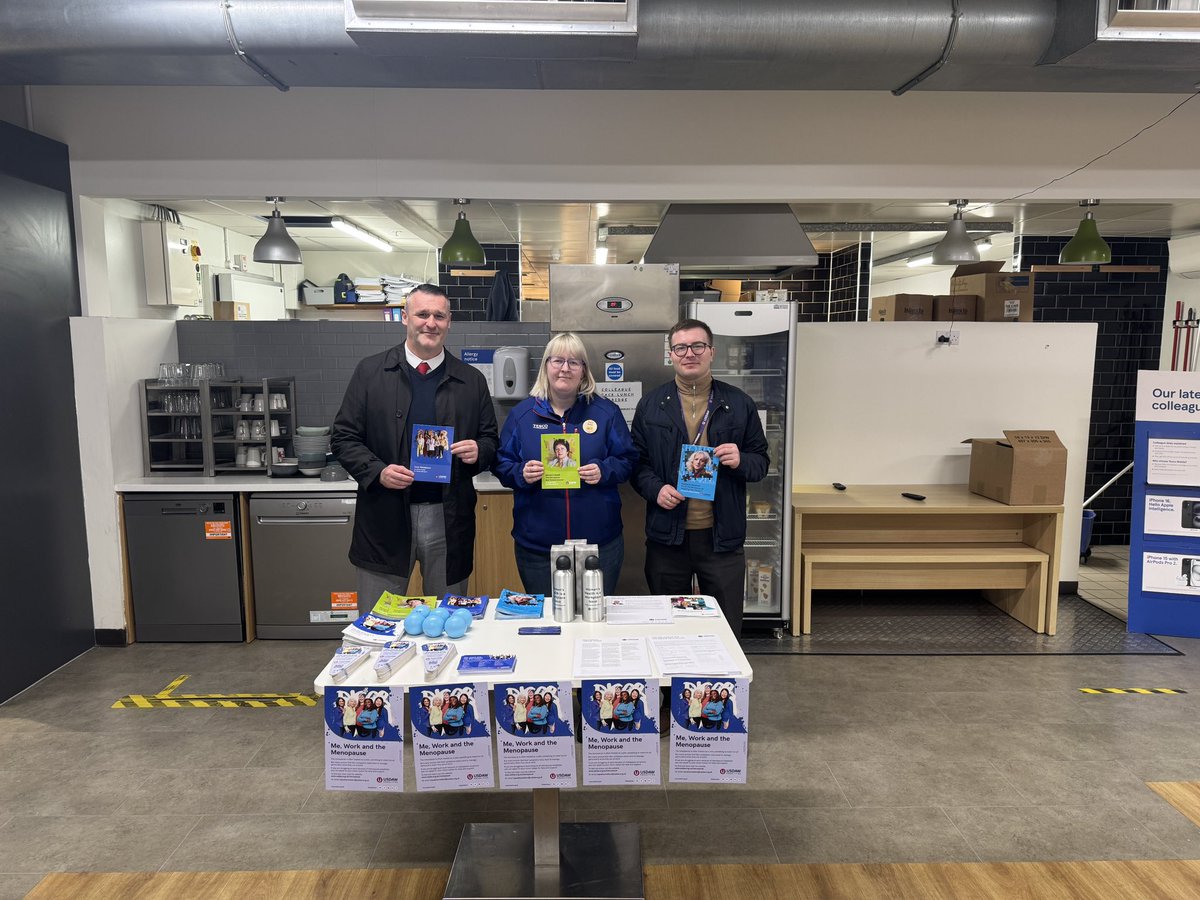 Delighted to be at Tesco Inverurie today alongside our Regional Secretary Tony Doonan and Usdaw Rep Kelly Burr to raise awareness about the impact of menopause in the workplace.
#Usdaw  #Standingforworkers #Menopause