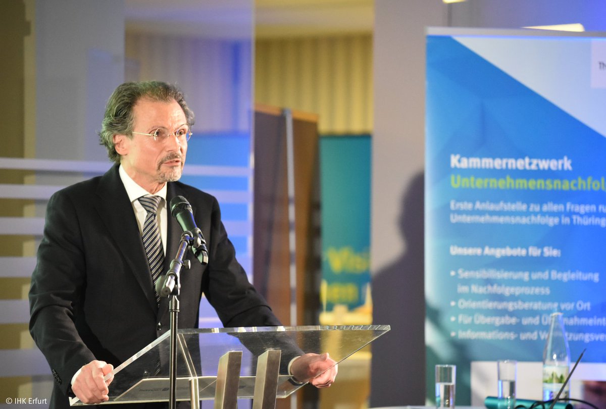 TMWLLR (@tmwllr_th) on Twitter photo Auftakt für "Roadshow Unternehmensnachfolge" 🤝 Staatsekretär Mario Suckert: „Eine gelungene Nachfolge ist entscheidend für die wirtschaftliche Entwicklung in Thüringen.“ 
Das Land fördert das ThEx-Kammernetzwerk mit rund 1,9 Mio. € aus dem ESF+.👉 tinyurl.com/53j2v4am Auftakt für "Roadshow Unternehmensnachfolge" 🤝 Staatsekretär Mario Suckert: „Eine gelungene Nachfolge ist entscheidend für die wirtschaftliche Entwicklung in Thüringen.“ 
Das Land fördert das ThEx-Kammernetzwerk mit rund 1,9 Mio. € aus dem ESF+.👉 tinyurl.com/53j2v4am