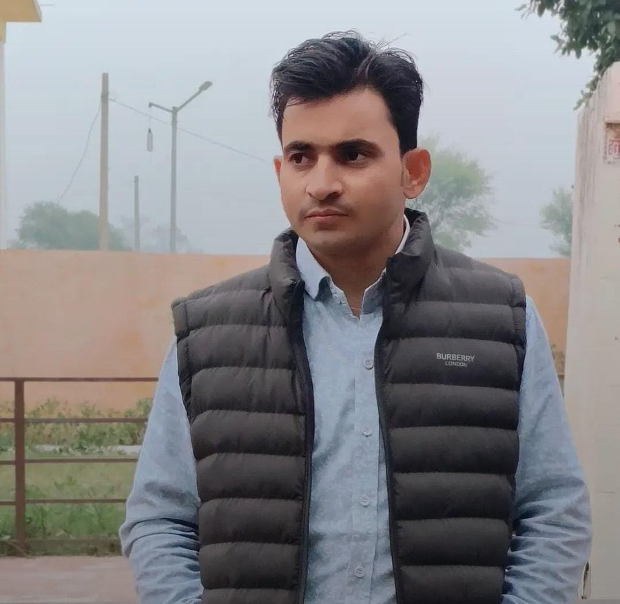 राजस्थान में व्याप्त गुंडाराज ने परिवार के इकलौते चिराग राजस्थान युवा कांग्रेस के साथी भूपेंद्र सिंह राजपूत की जान ले ली, कायराना हमले की कड़ी निंदा करता हूं।

भूपेंद्र की मृत्यु अत्यंत दु:खद है, उनके परिवारजनों के प्रति मेरी गहरी संवेदना है। न्याय की लड़ाई में पूरी कांग्रेस
