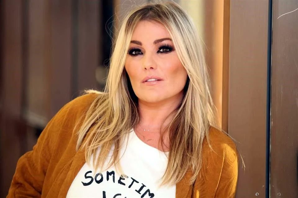 Ni loc@ hay que perderse un concierto de... 🤩

🔄 SEBASTIÁN YATRA 
❤️ AMAIA MONTERO