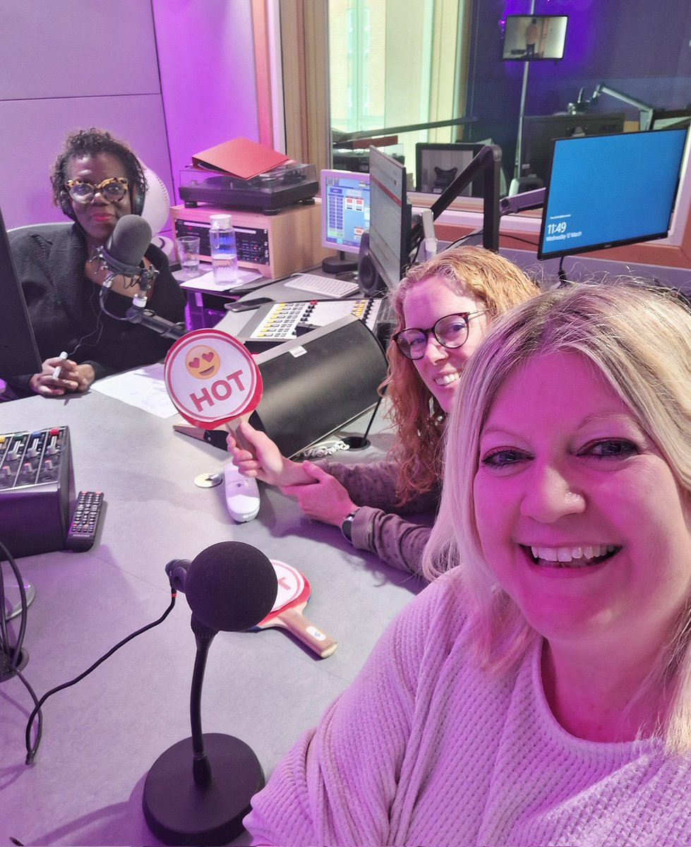 sclerodermasara's tweet photo. I was on "bottomless brunch" this morning @BBCSheffield @Robin_Askwith and #askwitharmy got a mention! 🤭 https://t.co/C98aYArhYz
