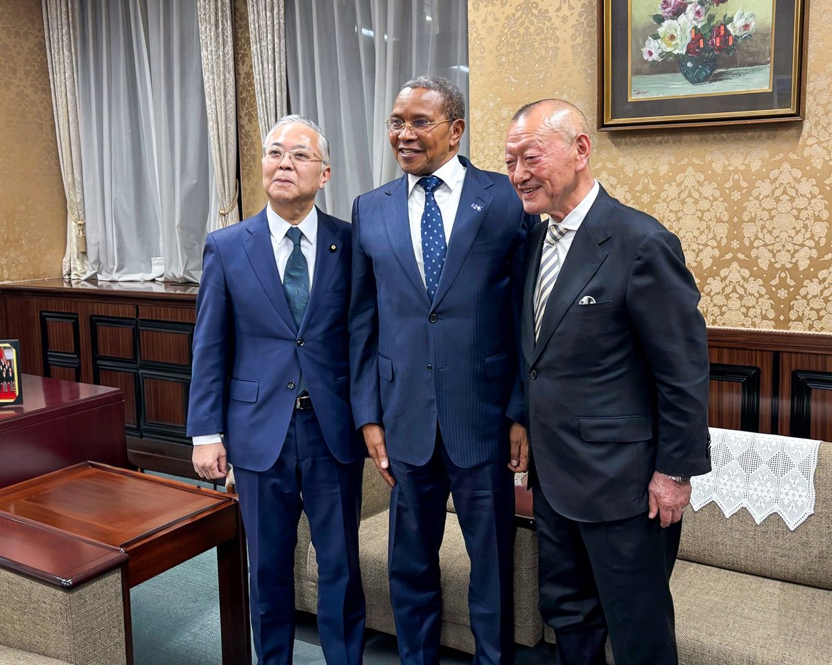 Prioritizing support to global education is foundational for human security.

I am grateful for the productive meeting with H.E. Shinichi Yokoyama, State Minister of Finance <a href="/MOF_Japan/">財務省</a>, to speak about the growing partnership between Japan and <a href="/GPforEducation/">Global Partnership for Education</a>.