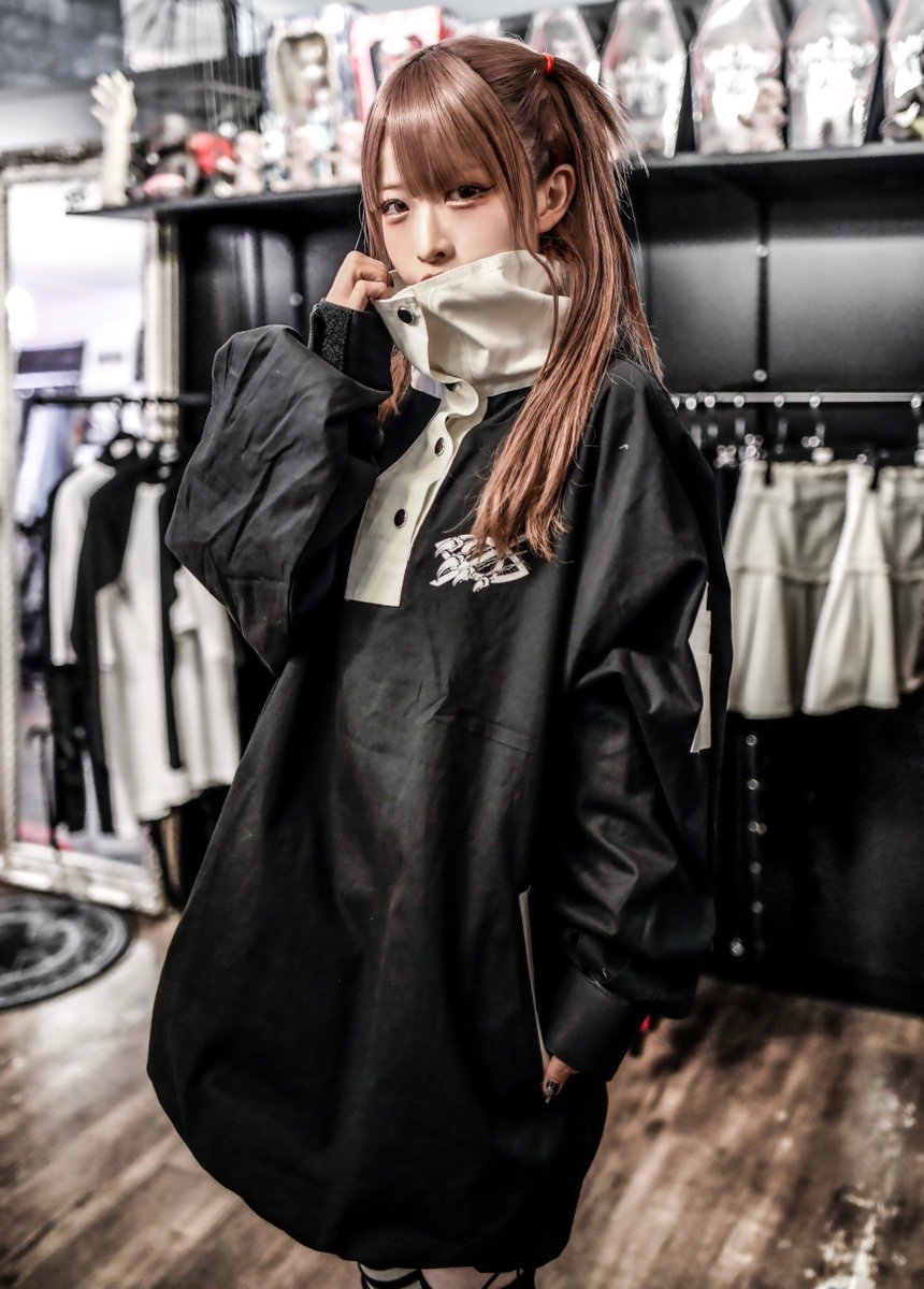 KRY_official_'s tweet photo. 【超短期プレゼント企画】

明日21:00販売予定

https://t.co/42TB3mwtS2

スタンドネック
オーバーサイズTOPS

各2名、合計4名様にプレゼント

リポスト&amp;KRYフォローで応募完了◎

〆切は明日19:00まで✔︎

※当選の方へはDMで連絡
※鍵アカウント対象外
※懸賞用アカウント対象外 https://t.co/DKmmTZx1d9