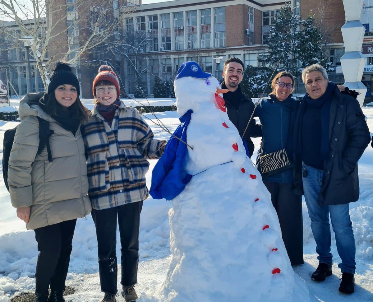 ScienceTCD's tweet image. The SciCo+ partners were treated to snowy scenes for our fifth transnational meeting hosted by University Politehnica of Bucharest. Discussions focused on optimising our e-learning platform, and we also made sure to explore the wonderful campus.
scicoplus.org