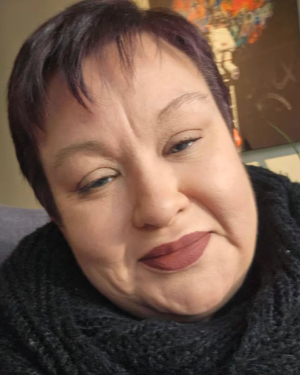 Bravo à Michelle Gillis membre du conseil d'administration de POLAIRE! Elle est executive inuite, défenseure des droits Autochtones et politicienne reconnue dans l'Inuit Nunaat. Elle servira le ministre des Affaires du nord, les communautés et appuiera la science dans l’Arctique!