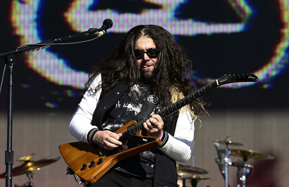 Join us in wishing <a href="/claudioPsanchez/">Claudio Sanchez</a> a very happy birthday!

📸 - Bryan Steffy