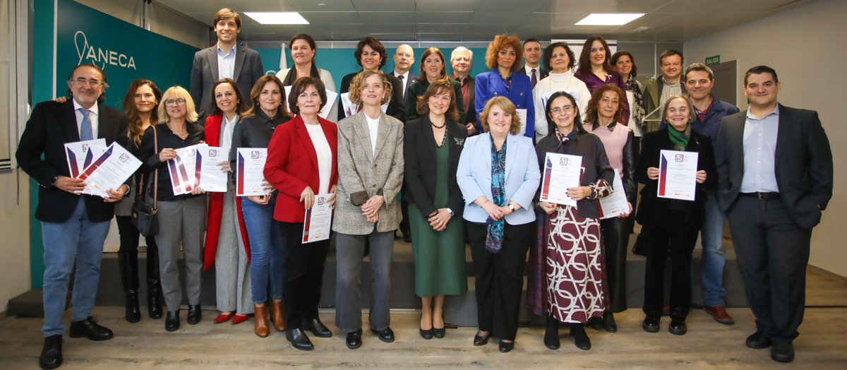 🏅🏅🏅 Entregados los certificados de las convocatorias del sello de Calidad en Edición Académica CEA-APQ 2024. une.es/entregados-los…
🤝<a href="/ANECA/">Aneca</a>, <a href="/FECYT_Ciencia/">FECYT</a> y UNE renuevan su colaboración para la obtención de este sello.
#laediciónconeditores
#edicióncientíficaética