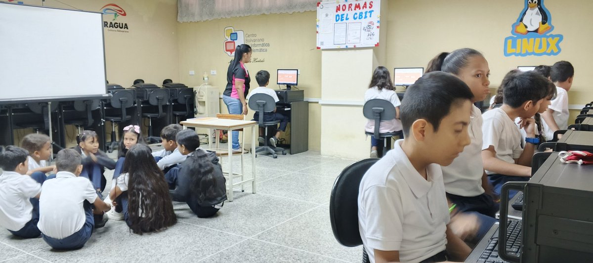 #12marzo | Operaciones Matemáticas (La División) ➗🧮 Que nuestros niños aprendan a repartir cantidades en partes iguales. Dirigido a 5to grado "B", en el <a href="/CbitSofiadeH/">CbitSofiadeHurtado Soy @FundabitAragua</a>

#SomosFundabit #FundabitAragua #CBIT #tecnologíaseducativas