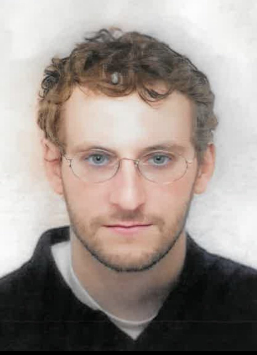 Al_Mu2020's tweet image. Aujourd’hui Nicolas aurait eu 51 ans
Il avait 27 ans
Avec tout notre amour 
Et notre infinie tristesse