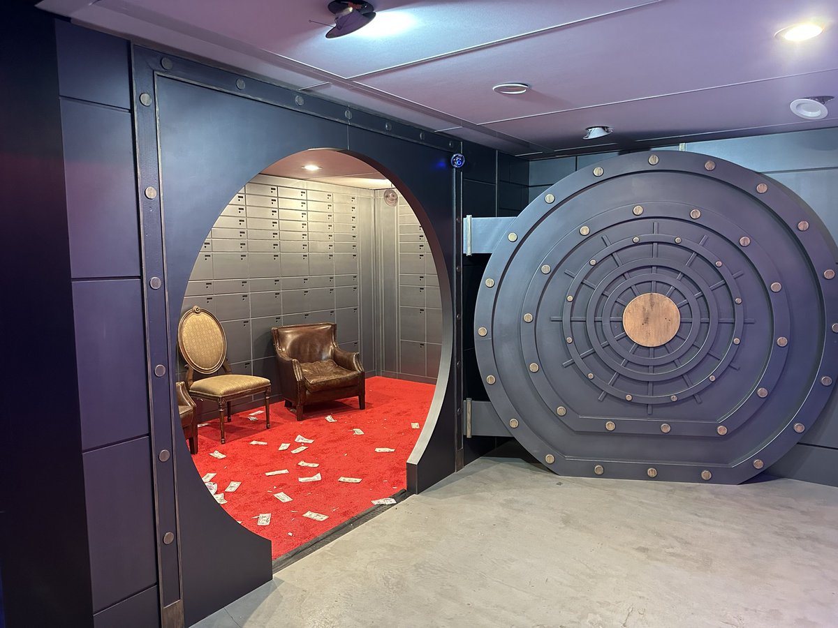 CrazyPapiyooooN's tweet image. Rainbow Six SIEGE X showcase