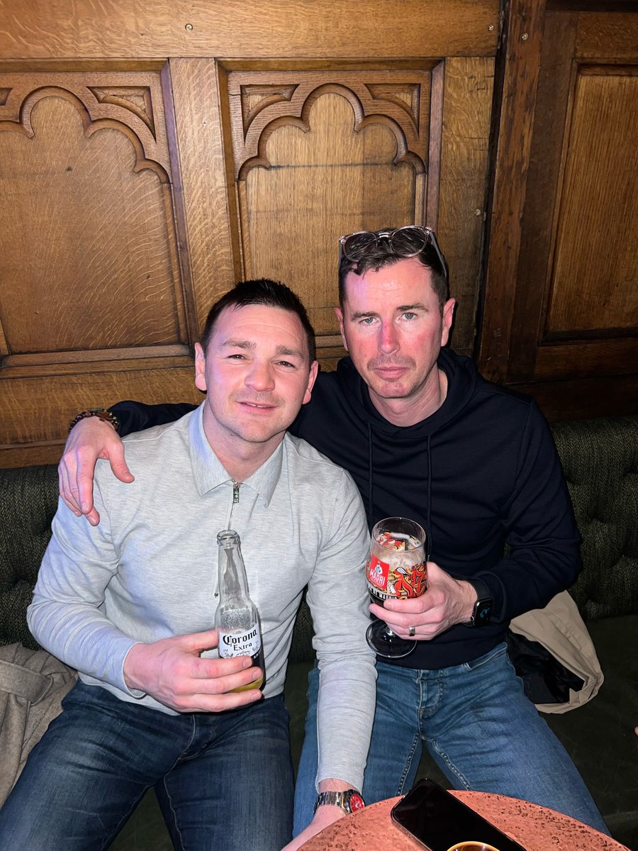 s p a r k y tweet media