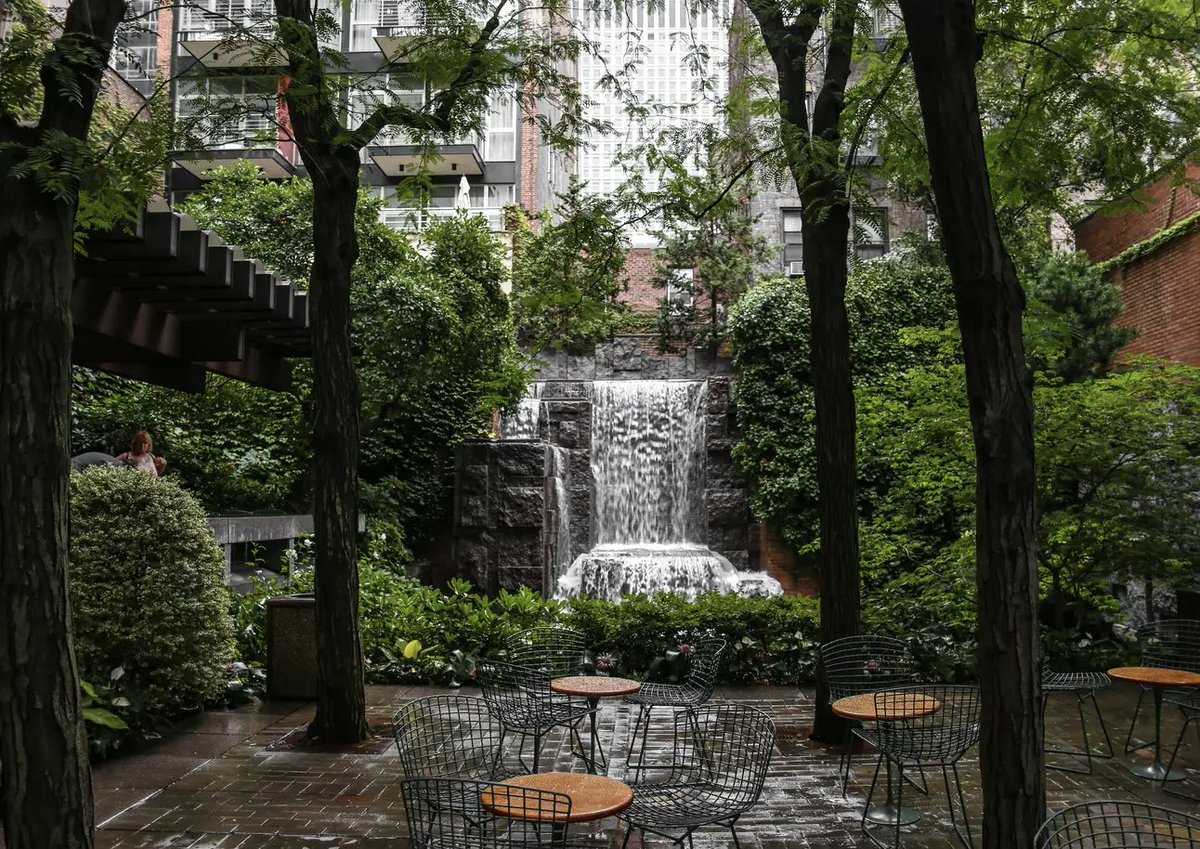 New York City has about 600 secret parks, oases, plazas, courtyards, rooftop gardens and other patches of greenery. Here's how to find them. bit.ly/4hy6CjL