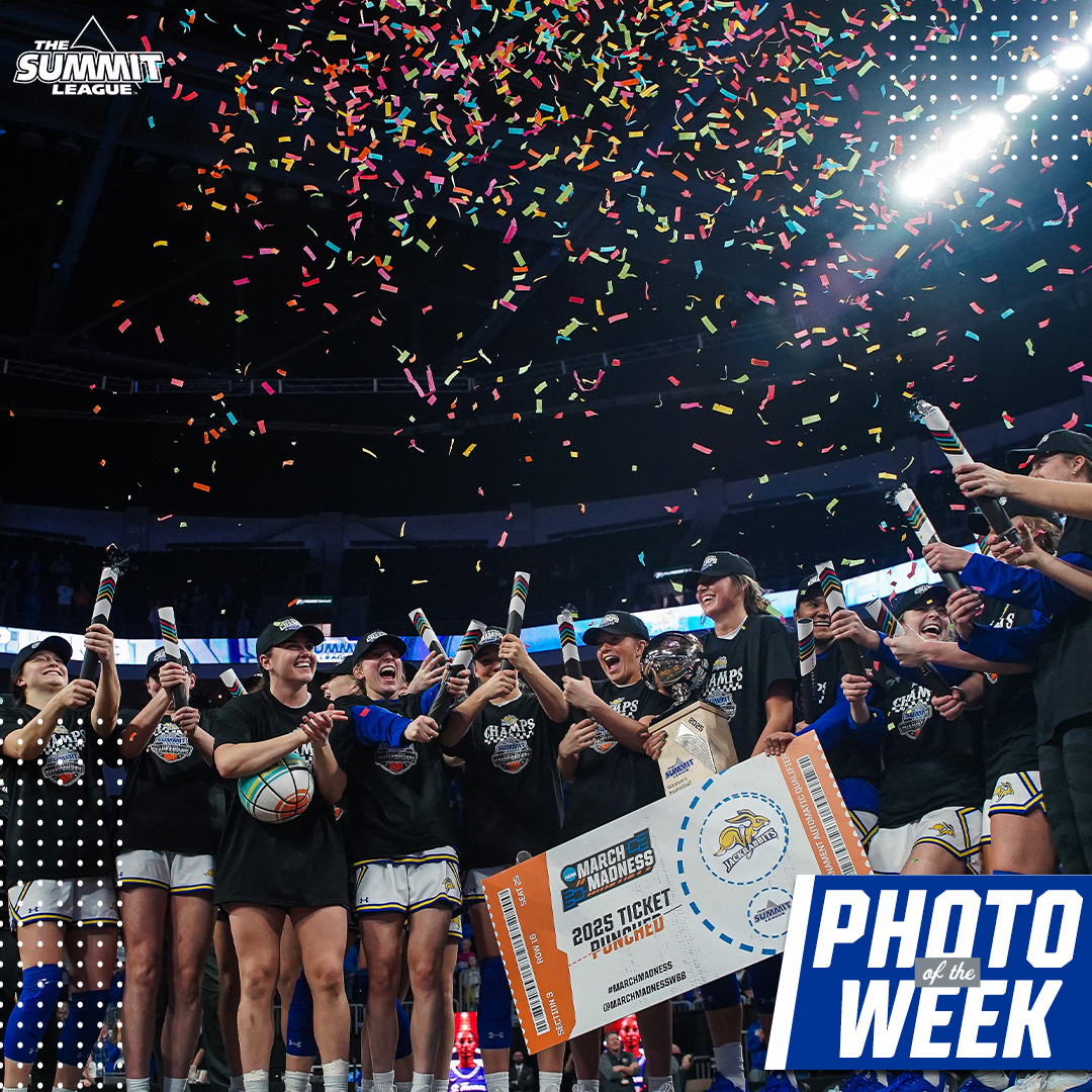 The Summit League (@thesummitleague) on Twitter photo ๐๐๐๐๐๐๐ ๐๐๐๐๐ ๐๐
๐๐๐ ๐๐๐๐ and the ticket๐คญ
#ReachTheSummit x #SummitWBB x <a href="/GoJacksWBB/">Jackrabbit WBB</a> x <a href="/GoJacksSDSU/">South Dakota State Jackrabbits</a> ๐๐๐๐๐๐๐ ๐๐๐๐๐ ๐๐
๐๐๐ ๐๐๐๐ and the ticket๐คญ
#ReachTheSummit x #SummitWBB x <a href="/GoJacksWBB/">Jackrabbit WBB</a> x <a href="/GoJacksSDSU/">South Dakota State Jackrabbits</a>